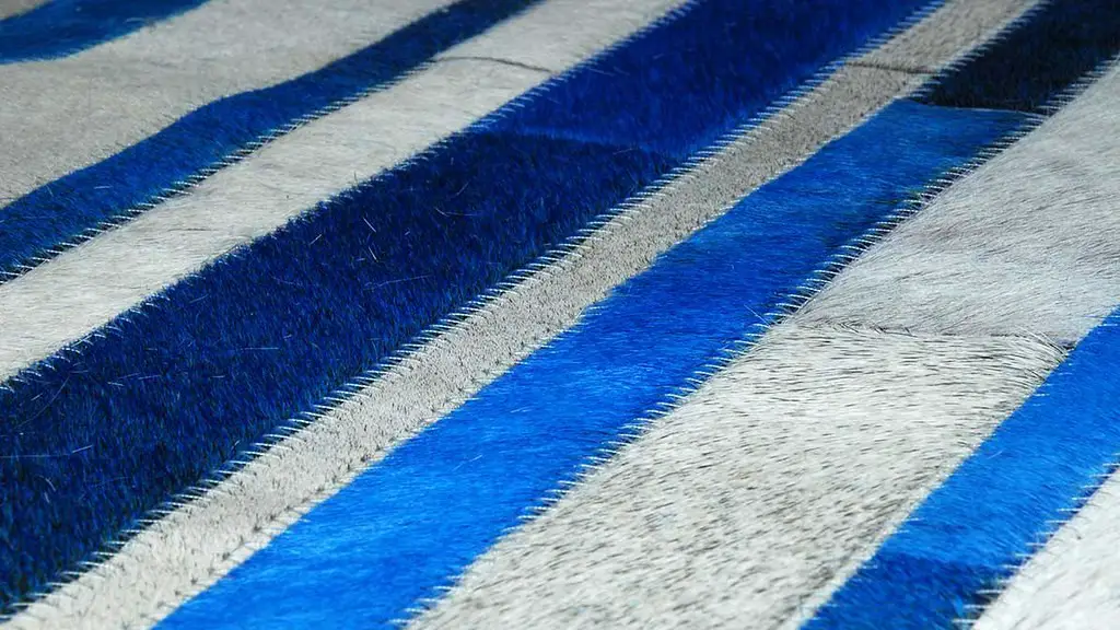 Does baking soda remove urine odor from carpet?