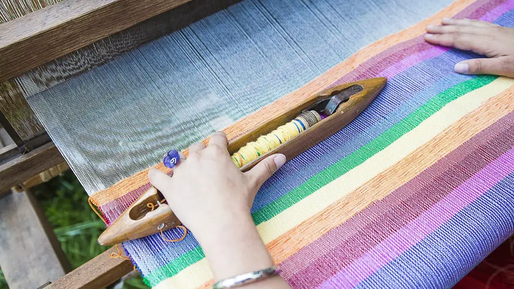 How to remove rust stains from wool carpet?