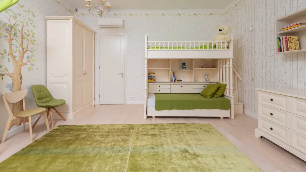 How to remove stain from wool carpet?