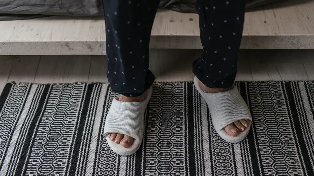 How to remove nail varnish off carpet?