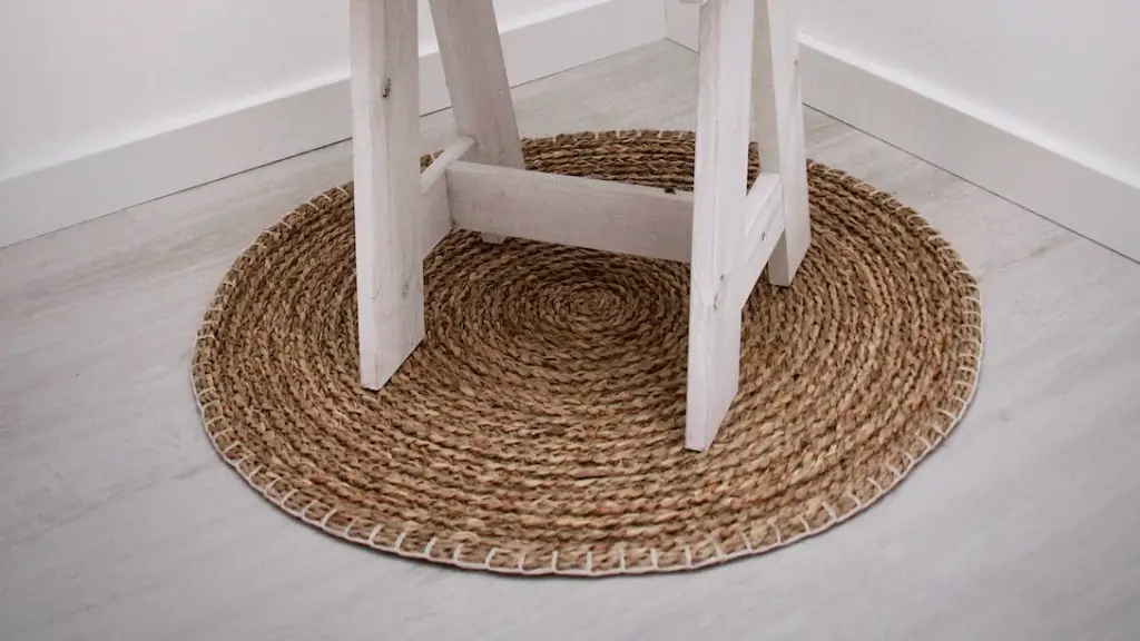 How to remove salt stains from carpet?