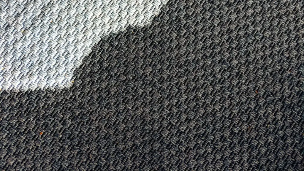 Does baking soda remove carpet stains?